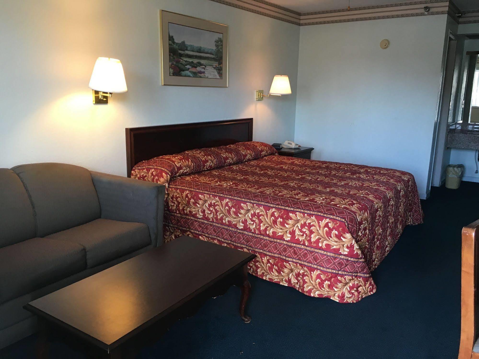 Lexington Inn Bagian luar foto